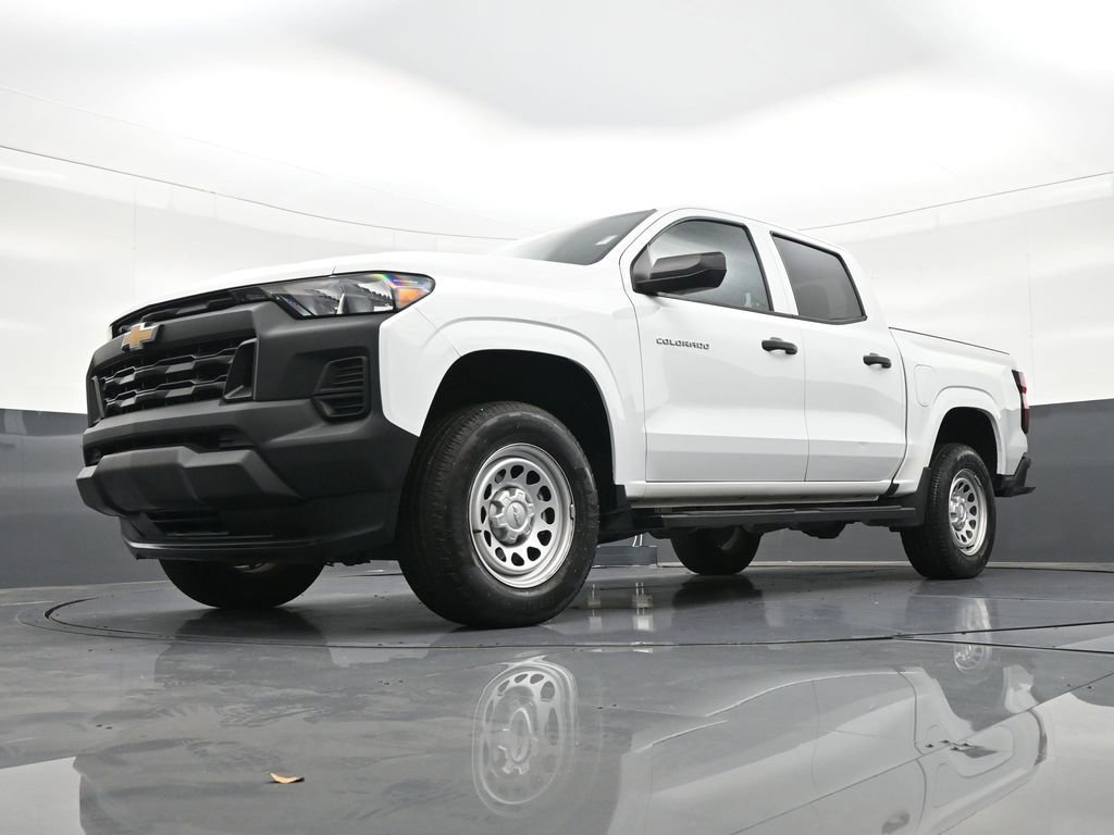 Used 2024 Chevrolet Colorado W/T w/ WT Convenience Package II image 24