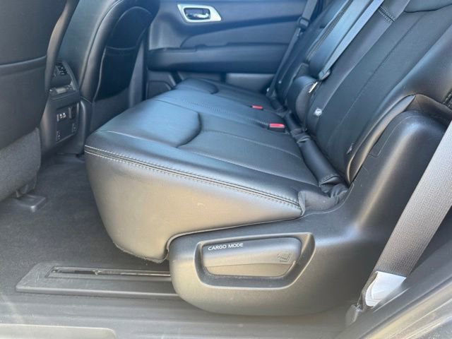 Used 2019 Nissan Pathfinder Platinum FWD image 8