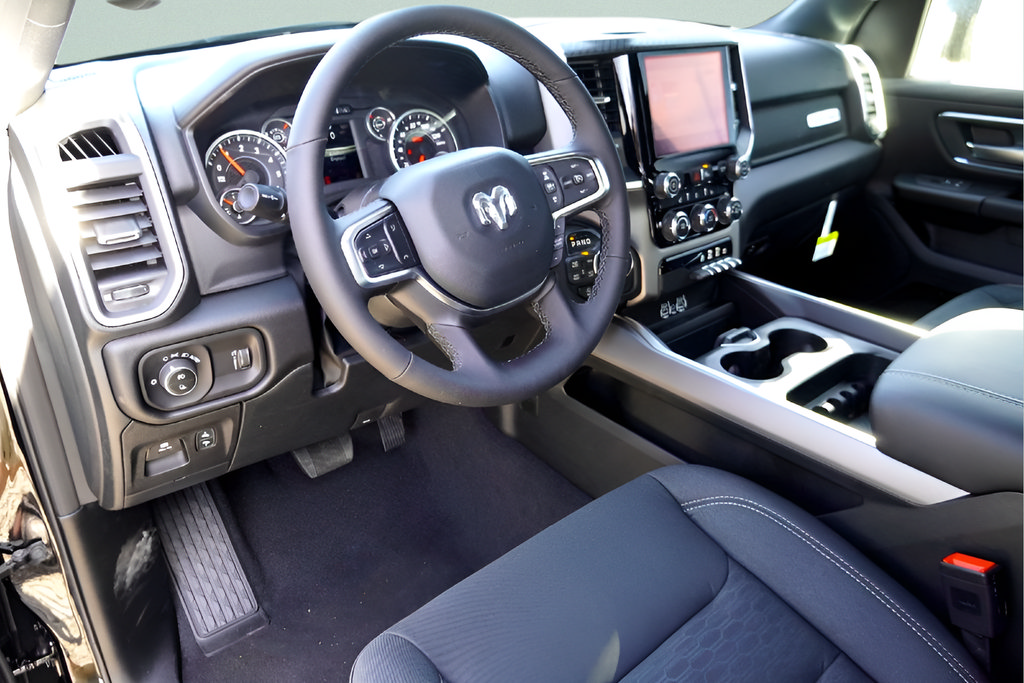 New 2026 RAM 1500 Lone Star AWD/4WD image 11