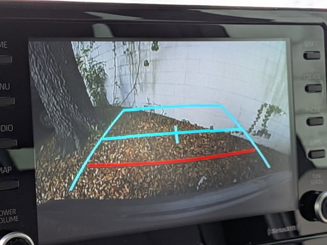 Used 2022 Toyota Corolla LE image 7