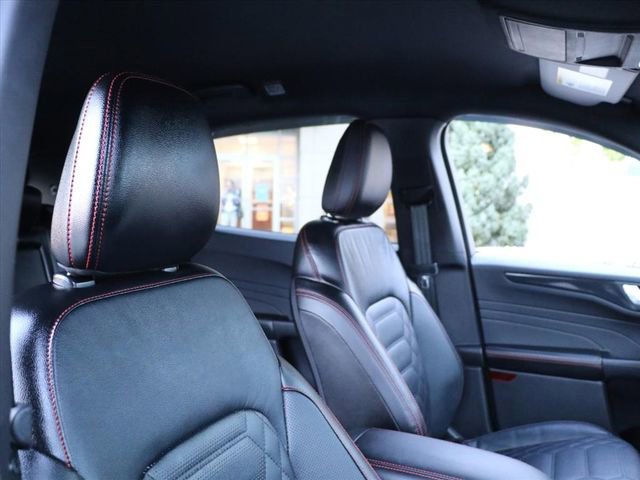 Used 2023 Ford Escape ST-Line Elite w/ Premium Technology Package image 15