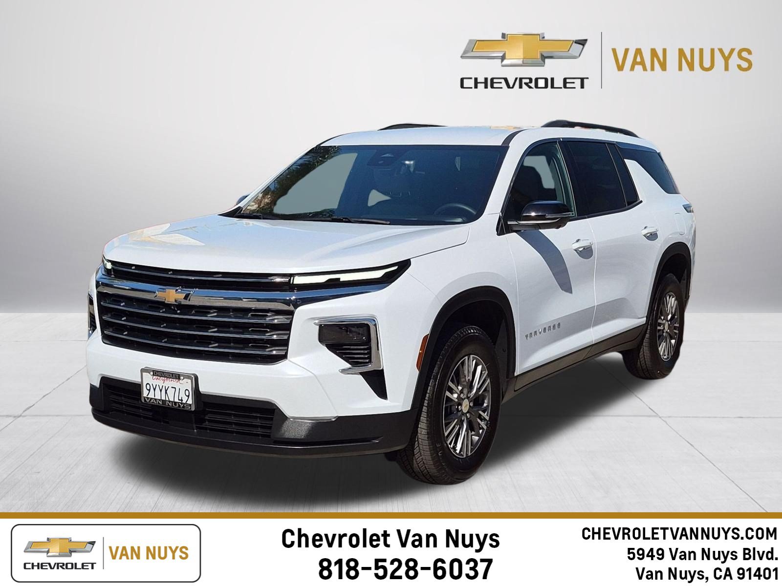 Used 2026 Chevrolet Traverse LT w/ Driver Confidence Package FWD image 1