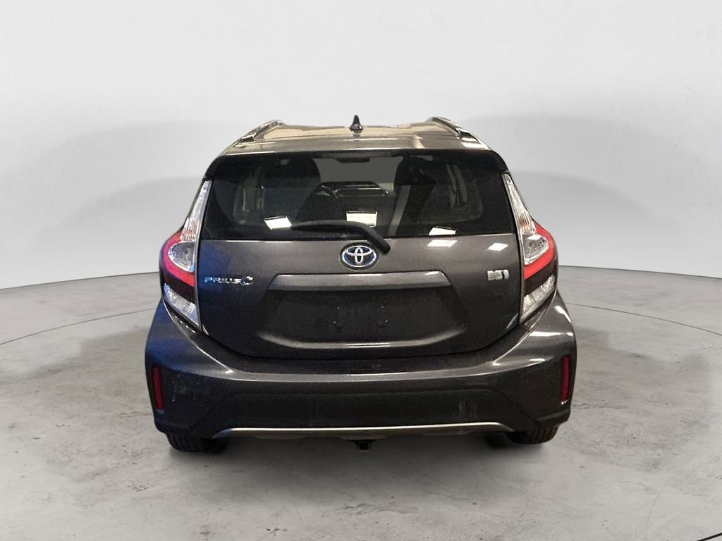 Used 2018 Toyota Prius C Two FWD image 5