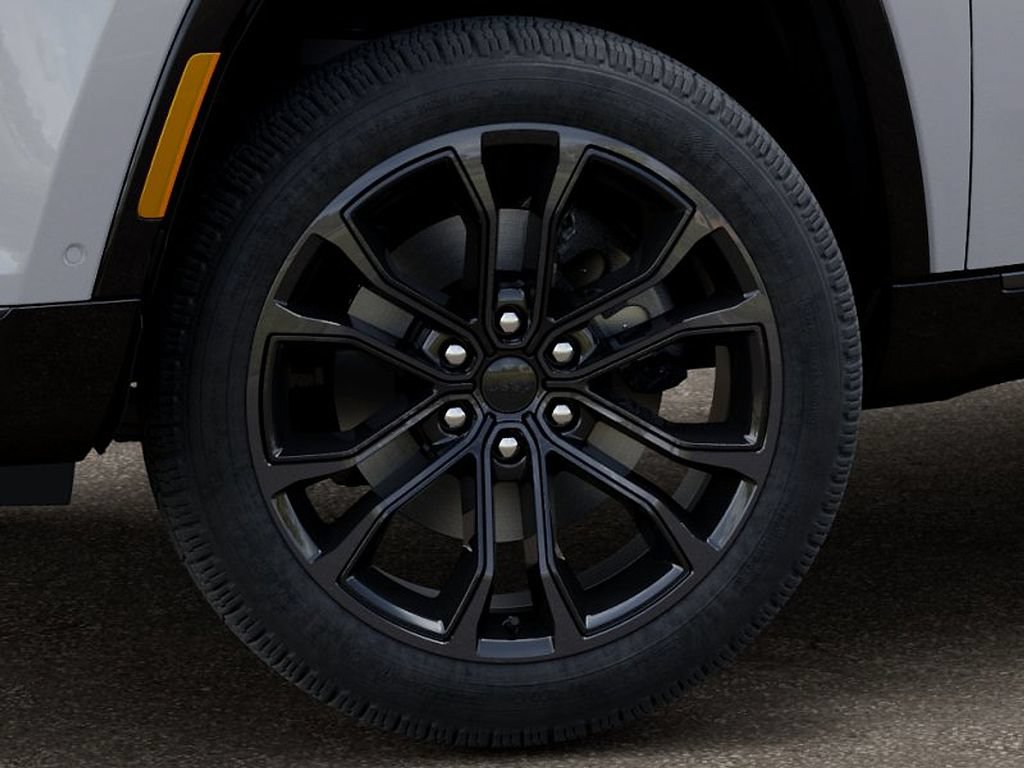 New 2026 Jeep Grand Wagoneer Summit AWD/4WD image 8