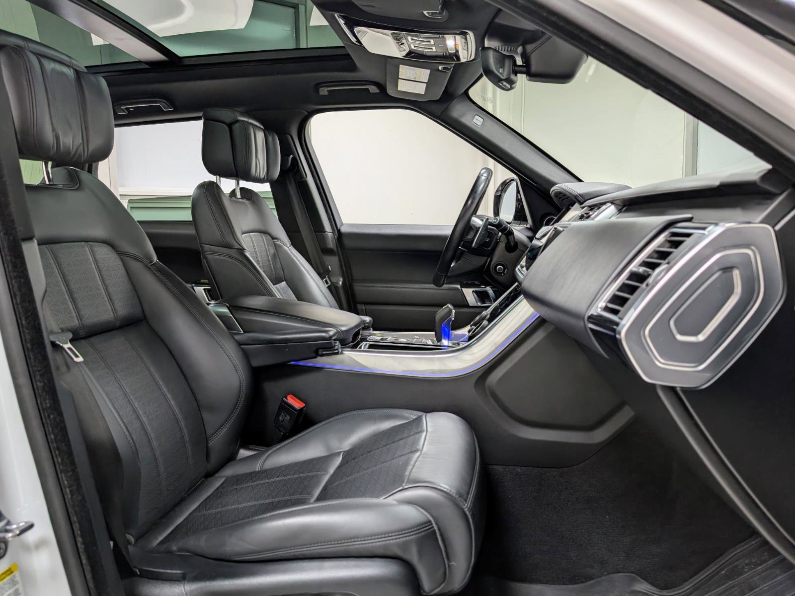 Used 2019 Land Rover Range Rover Sport HSE Dynamic image 22