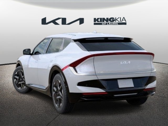 New 2026 Kia EV6 Wind RWD image 4
