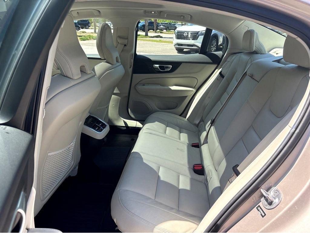 Used 2024 Volvo S60 B5 Ultimate w/ Climate Package AWD/4WD image 21
