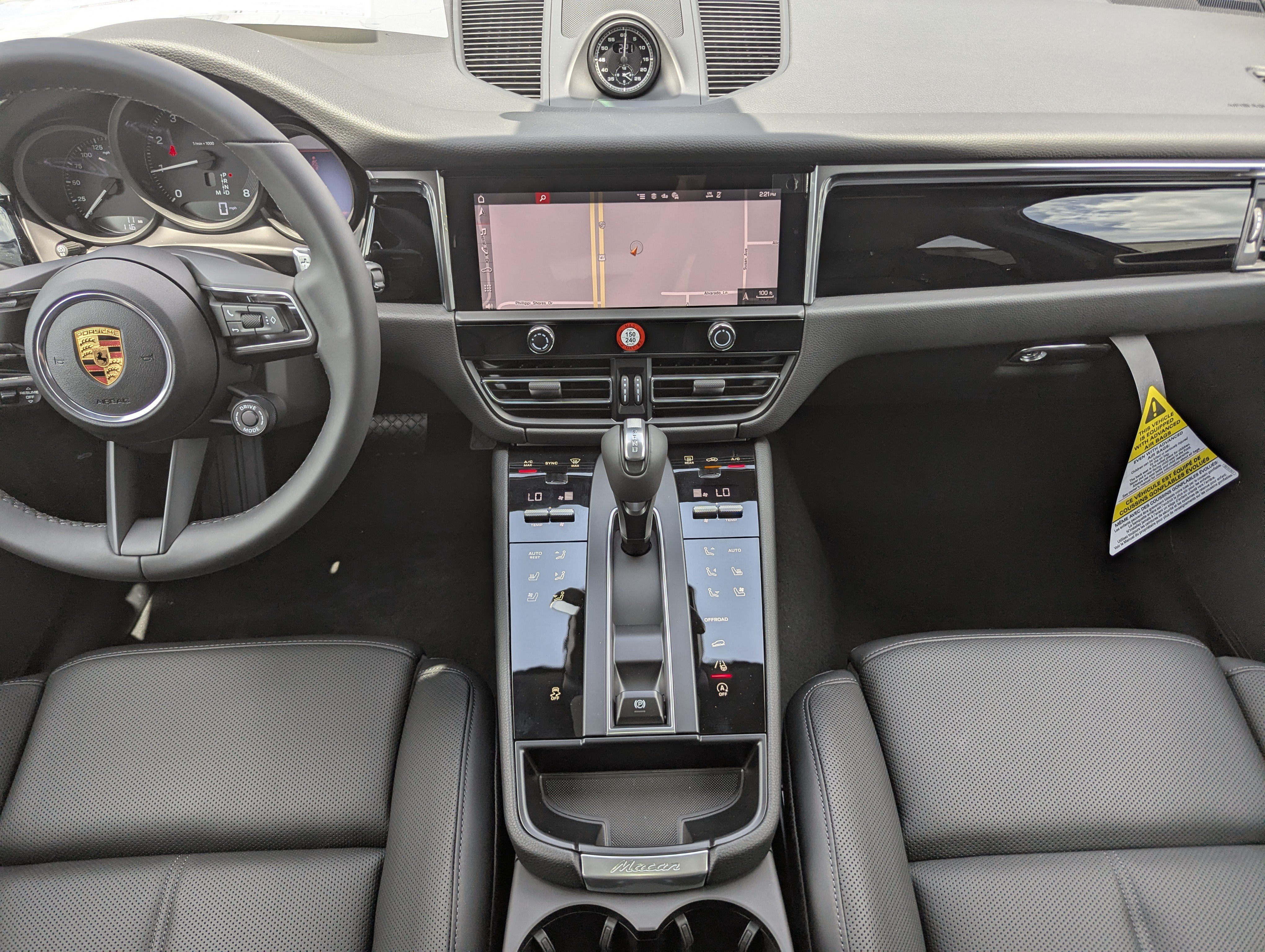 New 2026 Porsche Macan AWD/4WD image 17