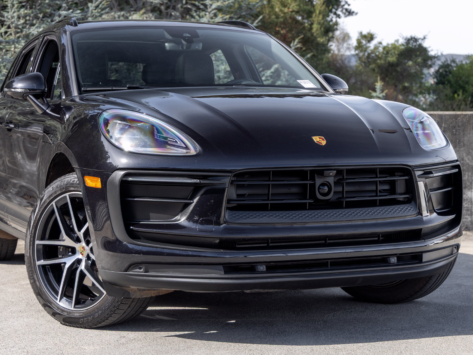 Certified 2023 Porsche Macan AWD/4WD image 9
