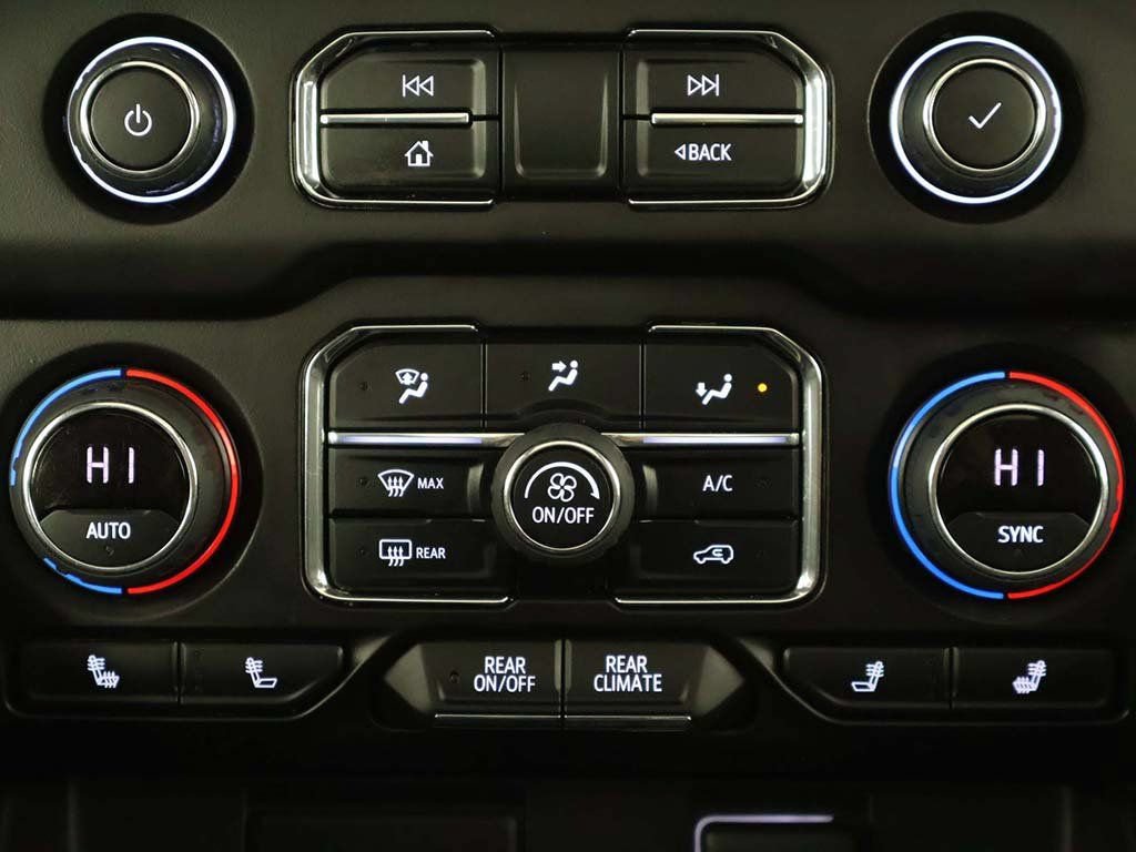Used 2021 Chevrolet Tahoe Z71 AWD/4WD image 45