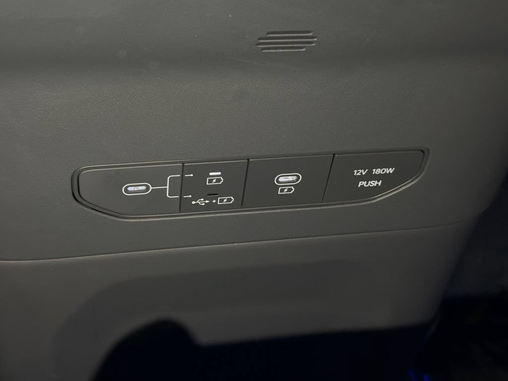 Certified 2024 Kia EV9 GT-Line AWD/4WD image 41