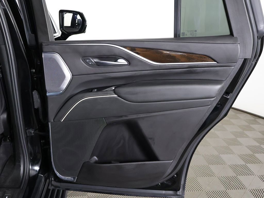 Used 2023 Cadillac Escalade Sport Platinum AWD/4WD image 34