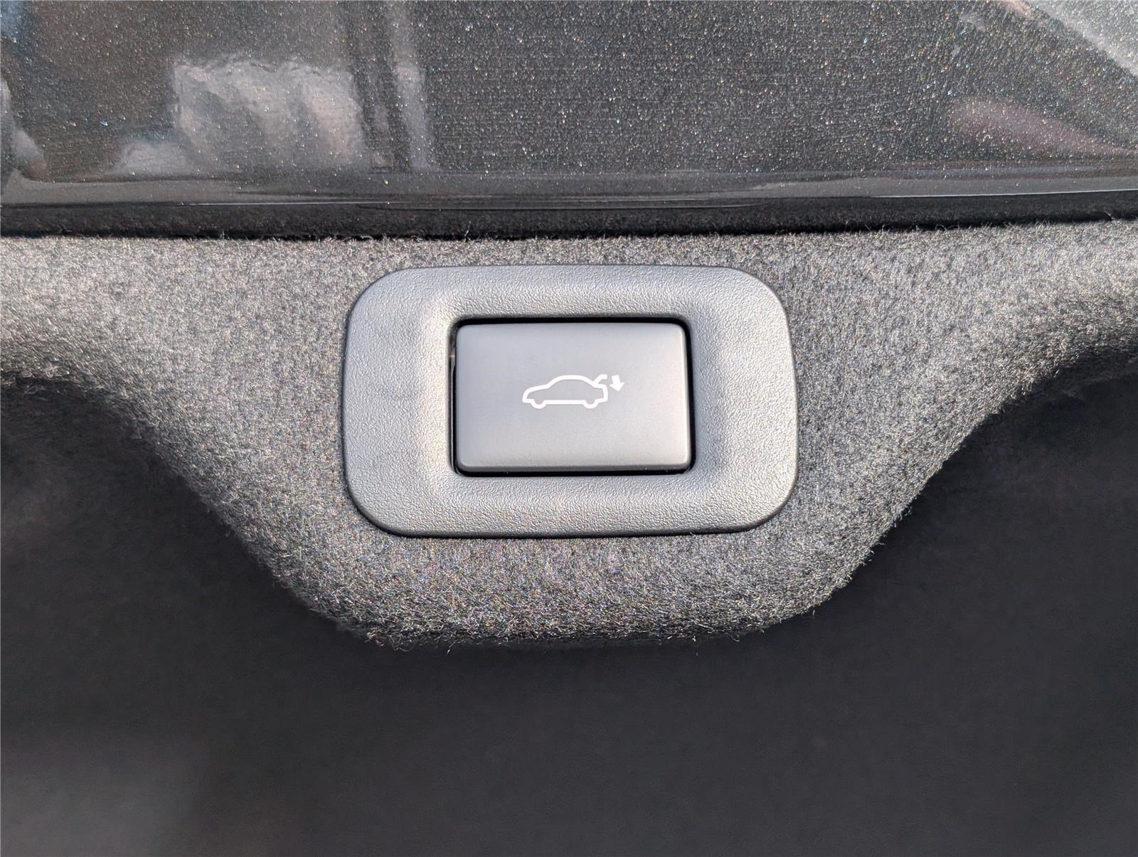 New 2026 Lexus ES 500e w/ Convenience Package AWD/4WD image 10
