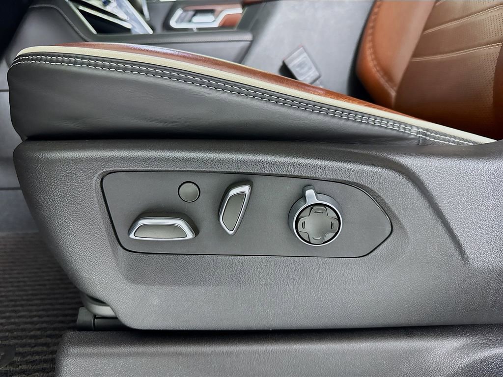 Used 2024 GMC Sierra 3500 Denali Ultimate image 21