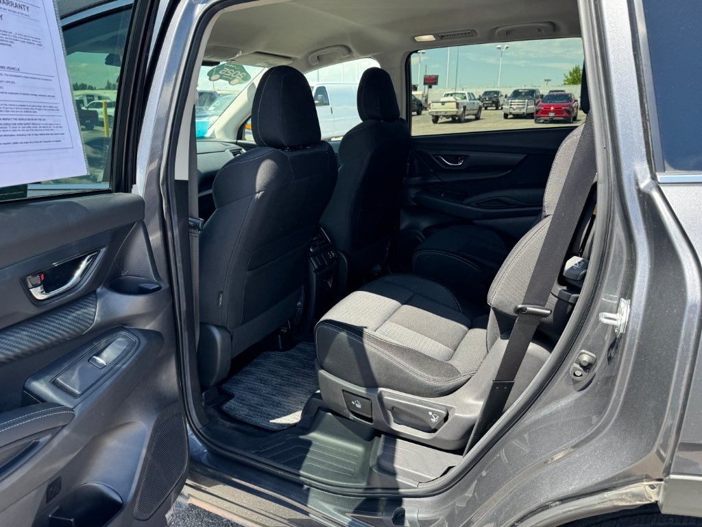 Used 2025 Subaru Ascent Premium AWD/4WD image 17