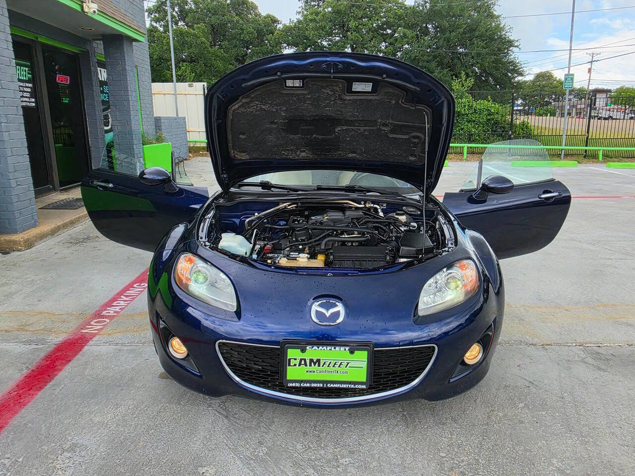 Used 2011 MAZDA MX-5 Miata Grand Touring w/ Premium Pkg RWD image 44