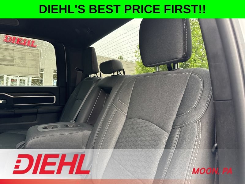 New 2026 RAM 3500 Big Horn AWD/4WD image 19
