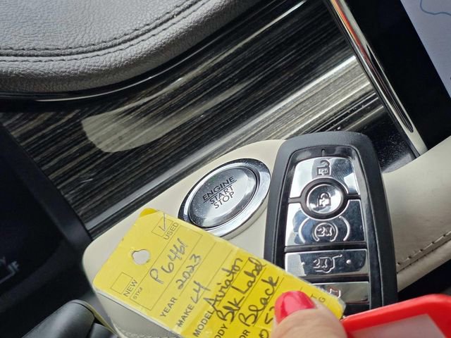 Certified 2023 Lincoln Aviator Black Label w/ Class IV Trailer Tow Package image 17