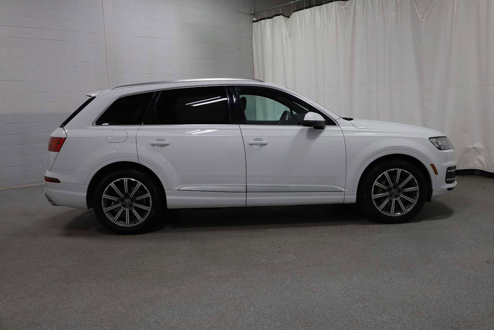 Used 2018 Audi Q7 3.0T Prestige image 10