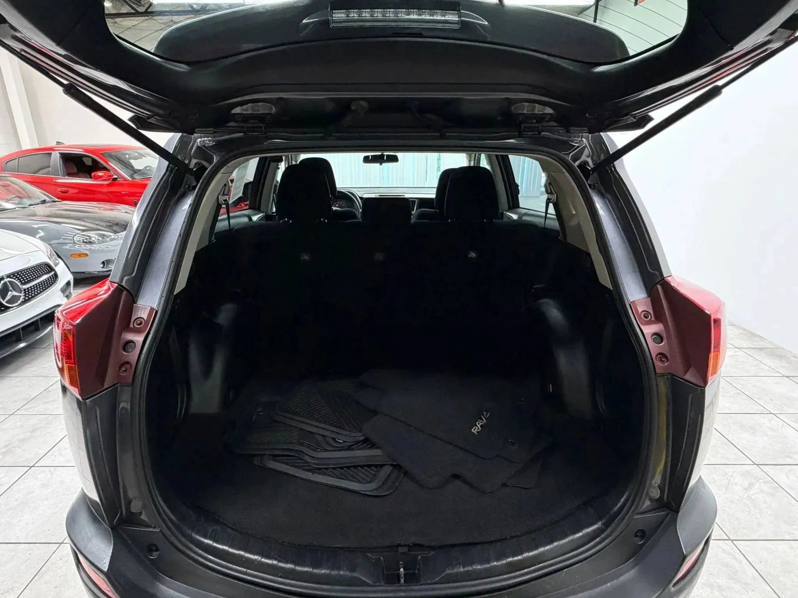 Used 2013 Toyota RAV4 XLE AWD/4WD image 16