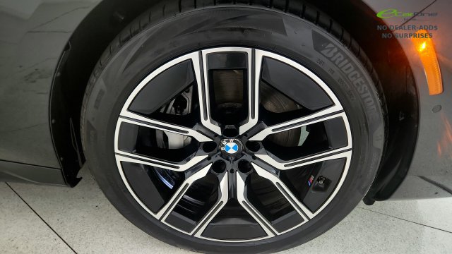 Used 2026 BMW 740i xDrive AWD/4WD image 83