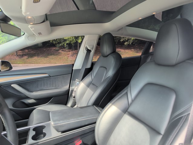 Used 2021 Tesla Model 3 Standard Range Plus RWD image 13