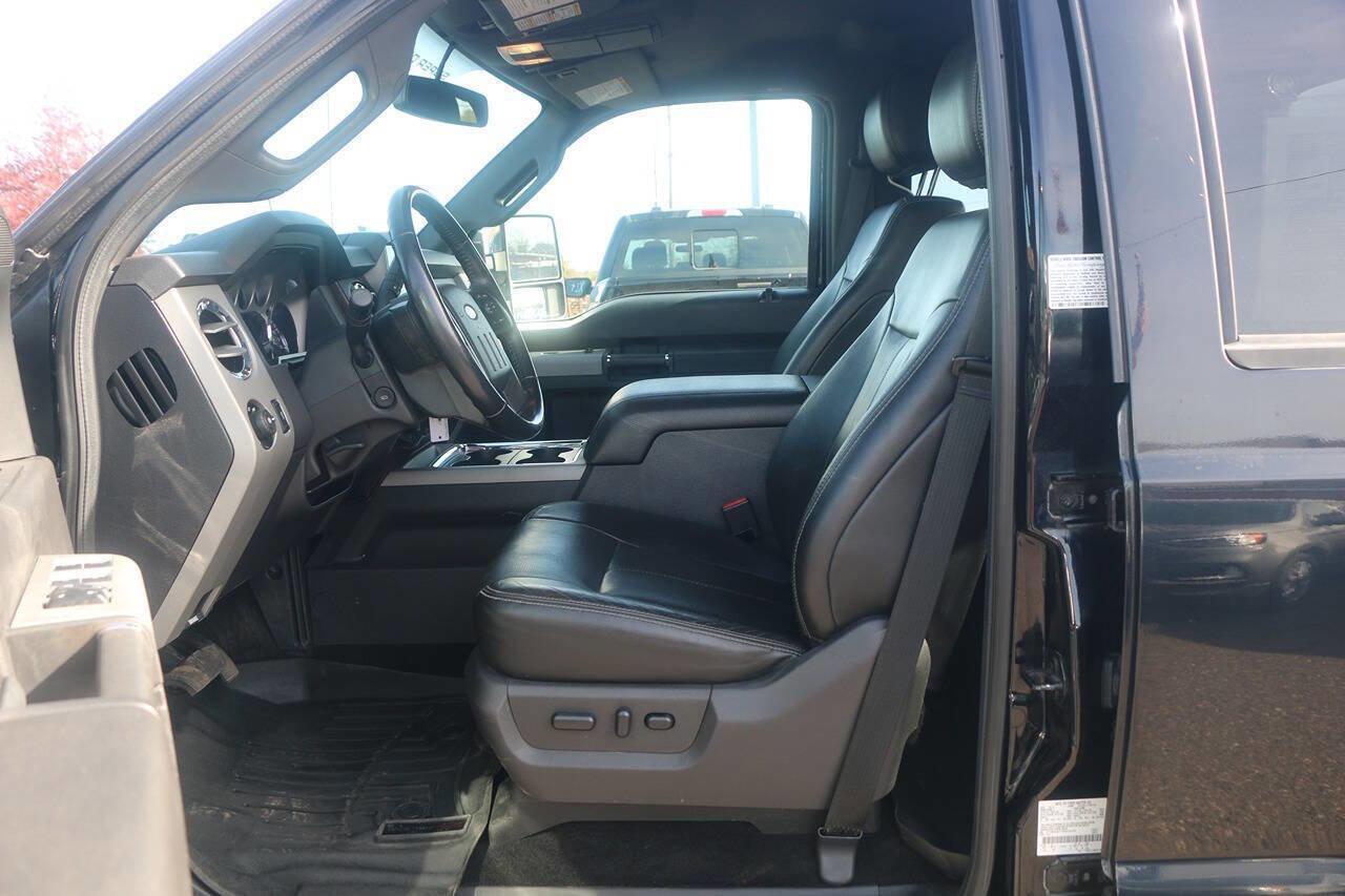 Used 2016 Ford F350 Lariat w/ Chrome Package AWD/4WD image 33