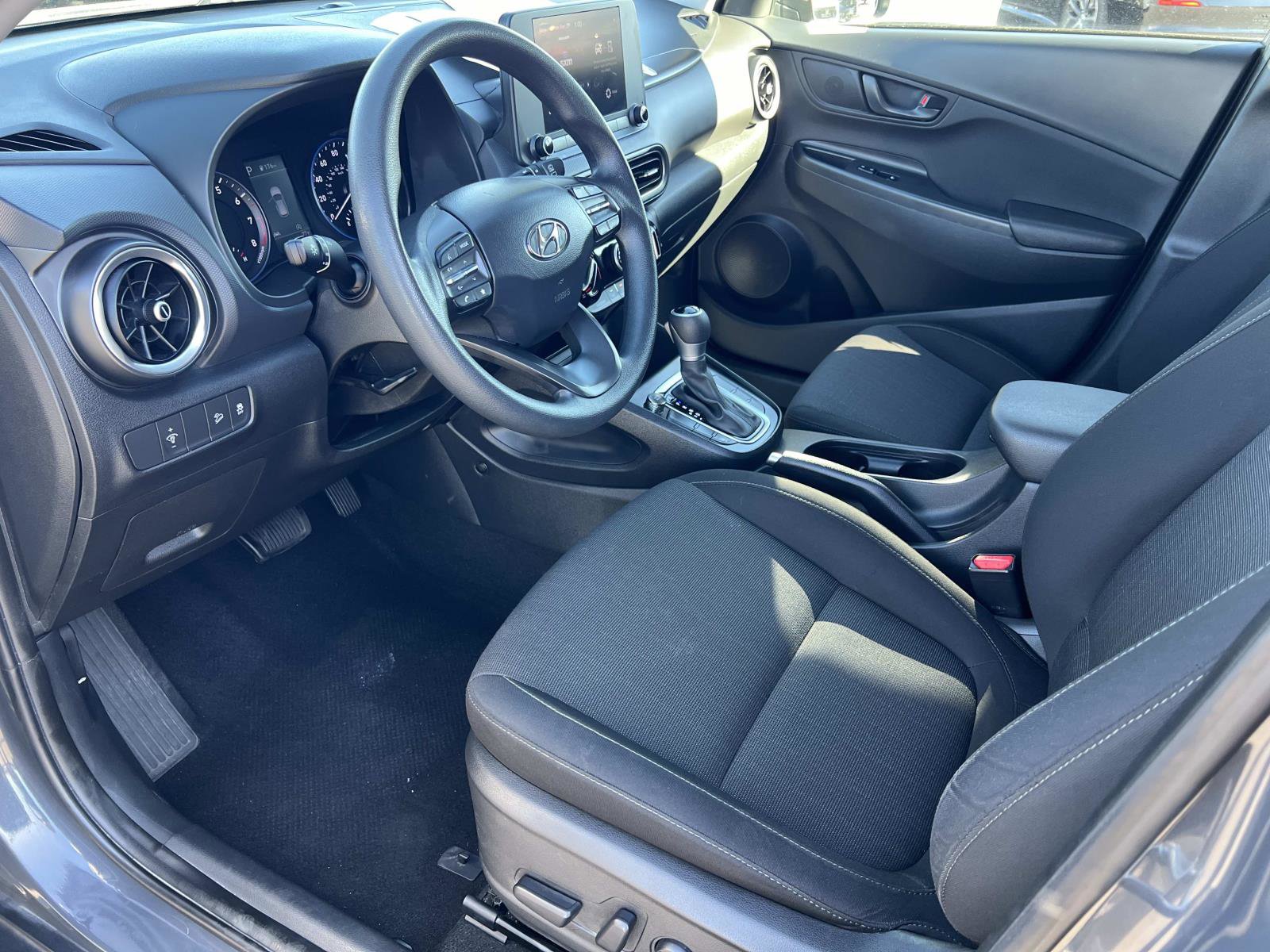 Used 2023 Hyundai Kona SEL image 5