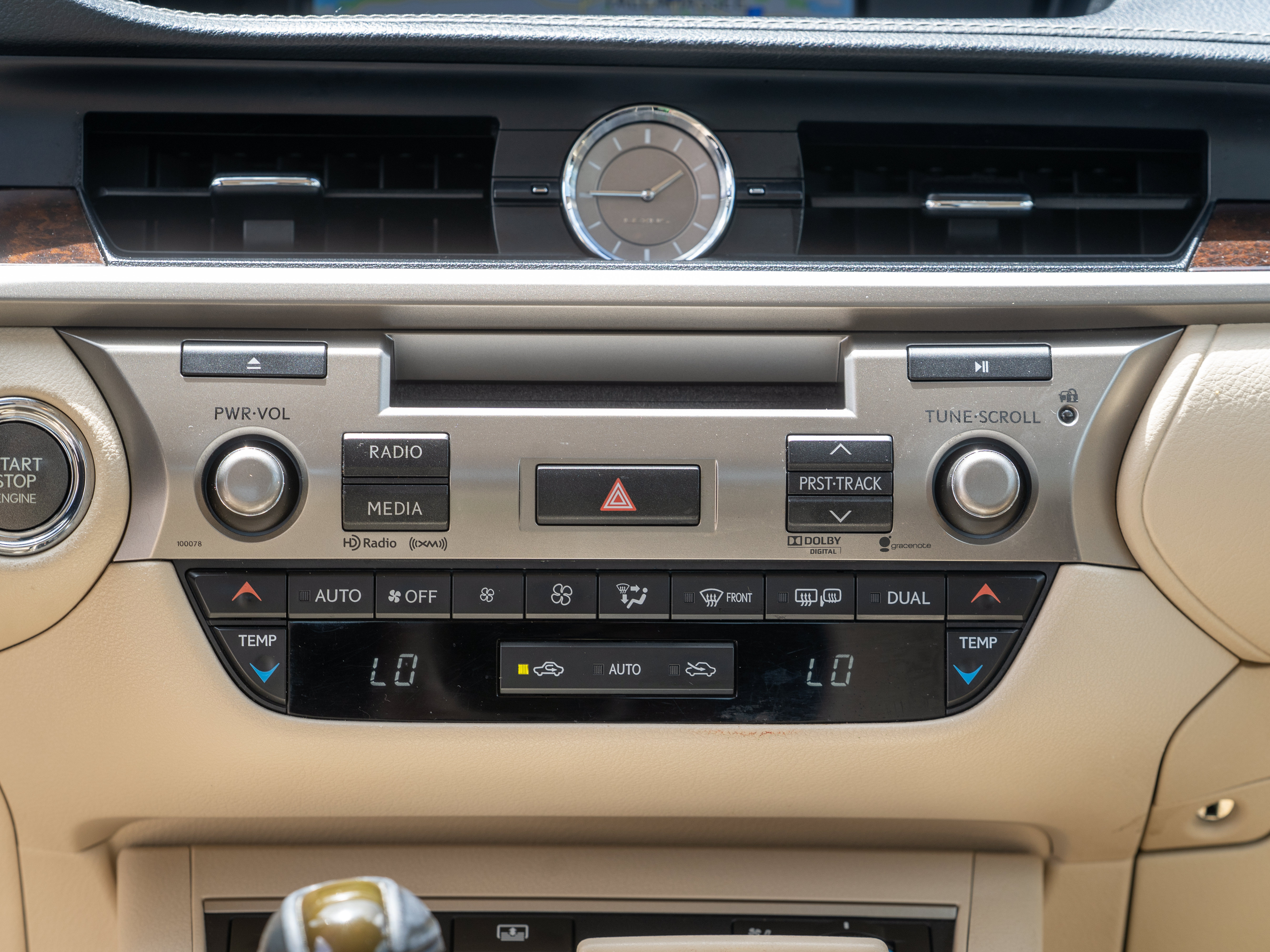 Used 2013 Lexus ES 350 w/ Luxury Pkg FWD image 32