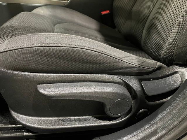 Used 2020 Kia Optima LX image 36