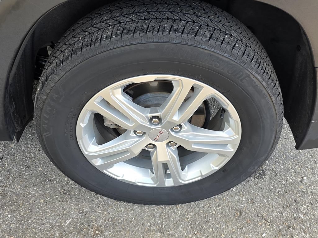 Used 2024 GMC Terrain SLE AWD/4WD image 32