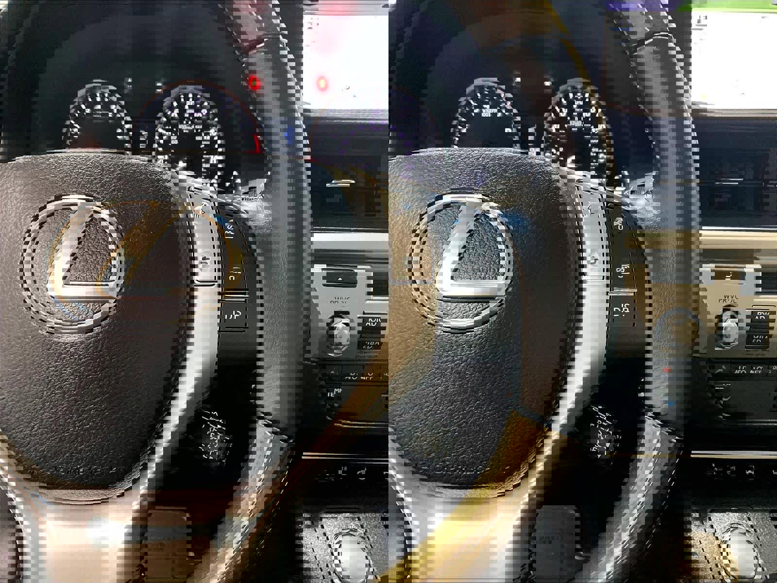 Used 2013 Lexus ES 350 image 24