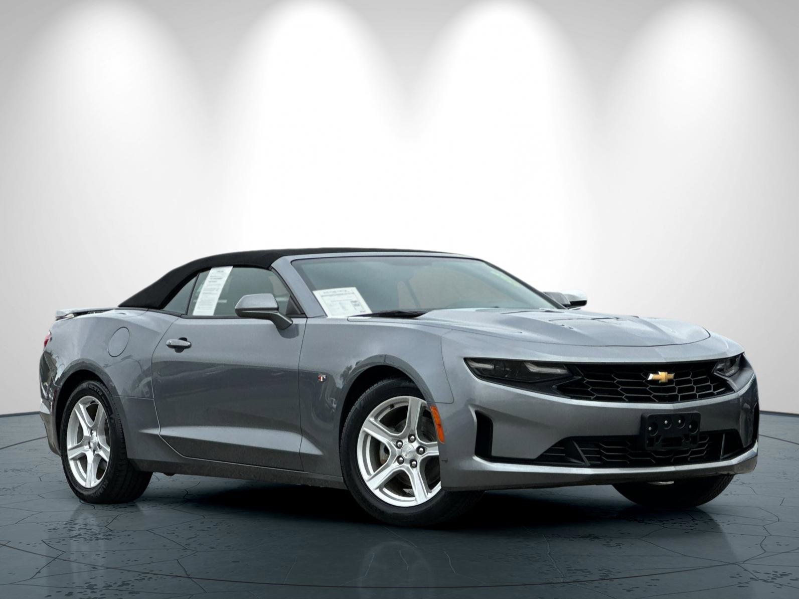 Used 2020 Chevrolet Camaro LT image 10