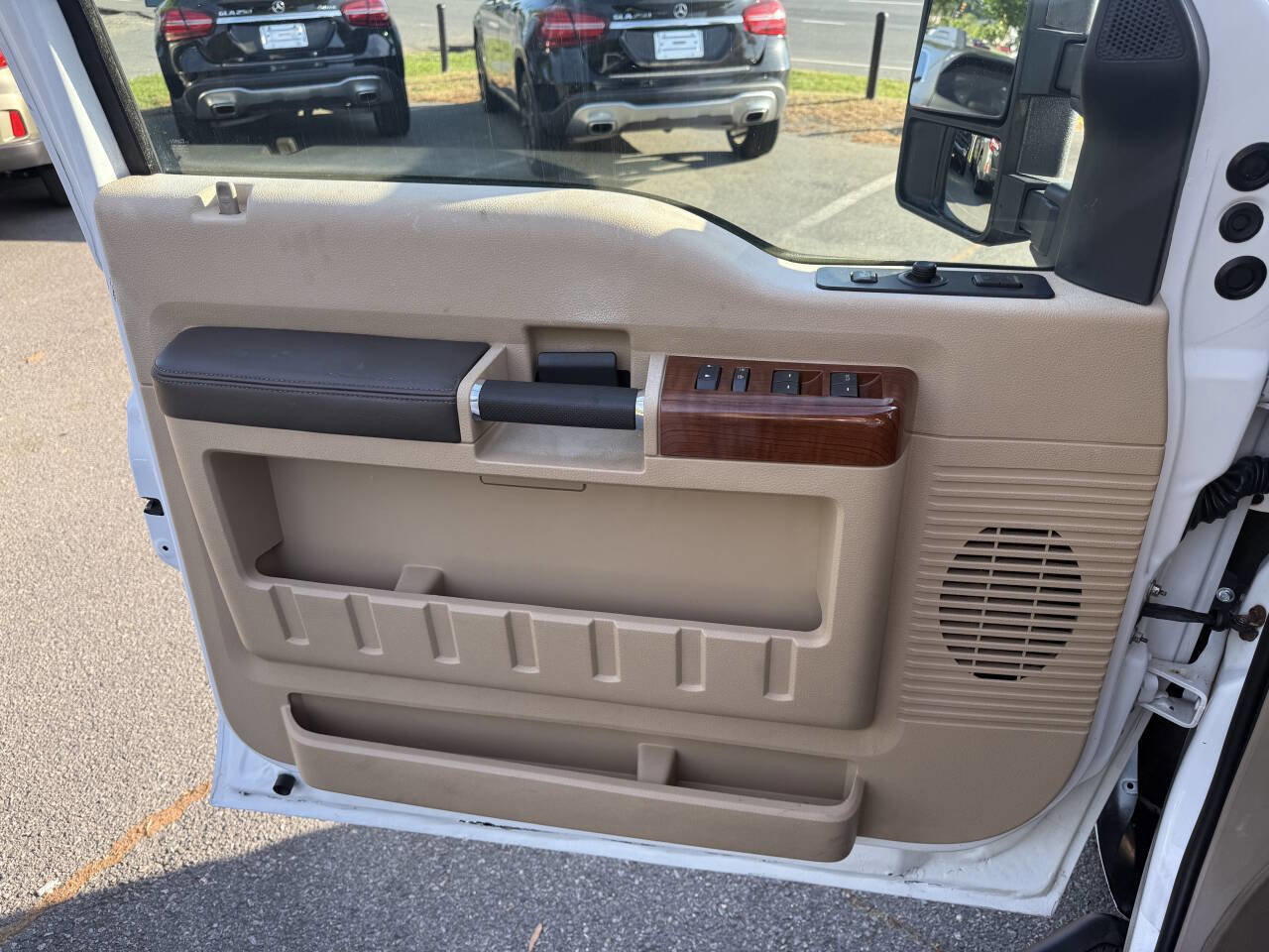 Used 2003 Ford Excursion Eddie Bauer image 24