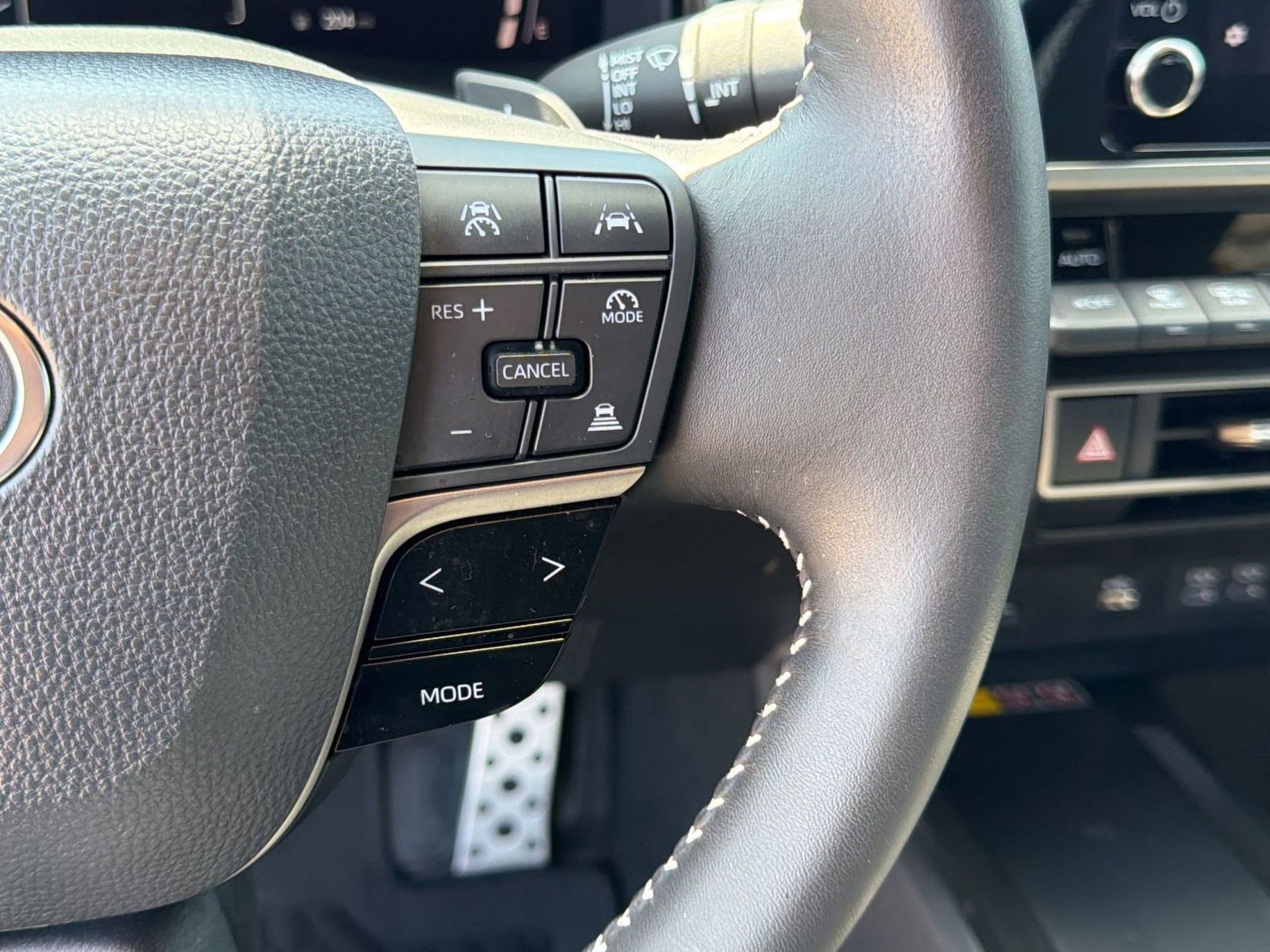 Used 2026 Toyota Camry SE w/ Convenience Package image 28