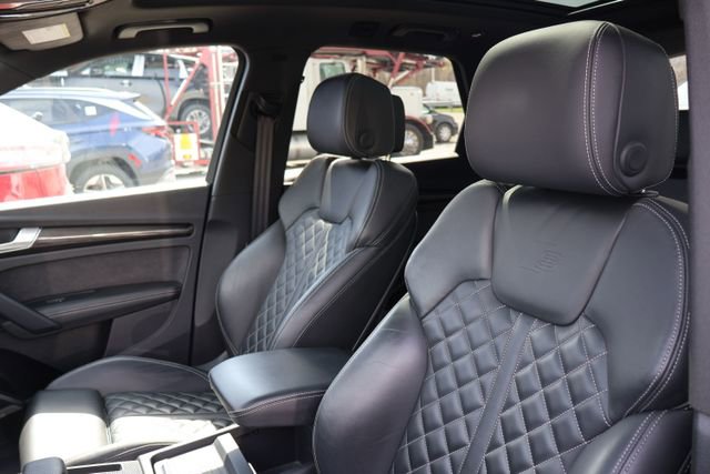 Used 2024 Audi SQ5 Prestige image 5