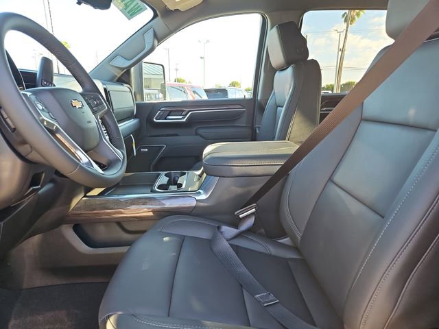 New 2026 Chevrolet Silverado 2500 LTZ w/ LTZ Convenience Package AWD/4WD image 15