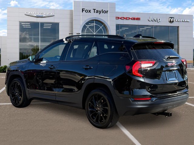 Used 2023 GMC Terrain SLT w/ Infotainment Package II AWD/4WD image 6