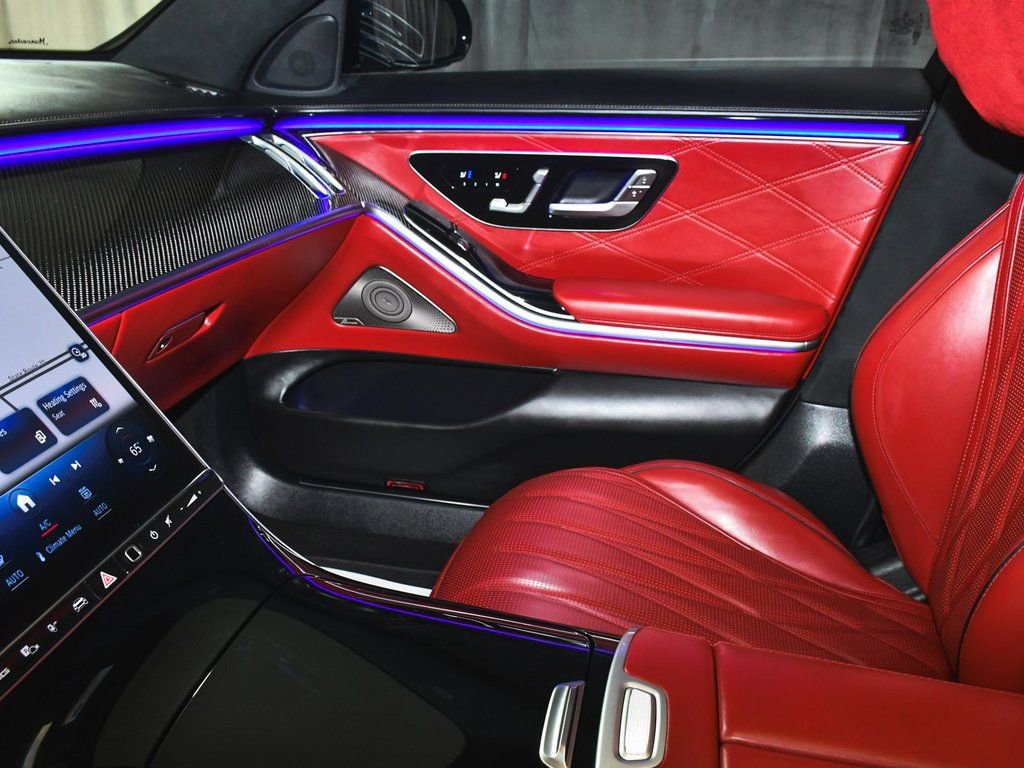 Used 2025 Mercedes-Benz S 63 AMG S w/ AMG Night Package image 56