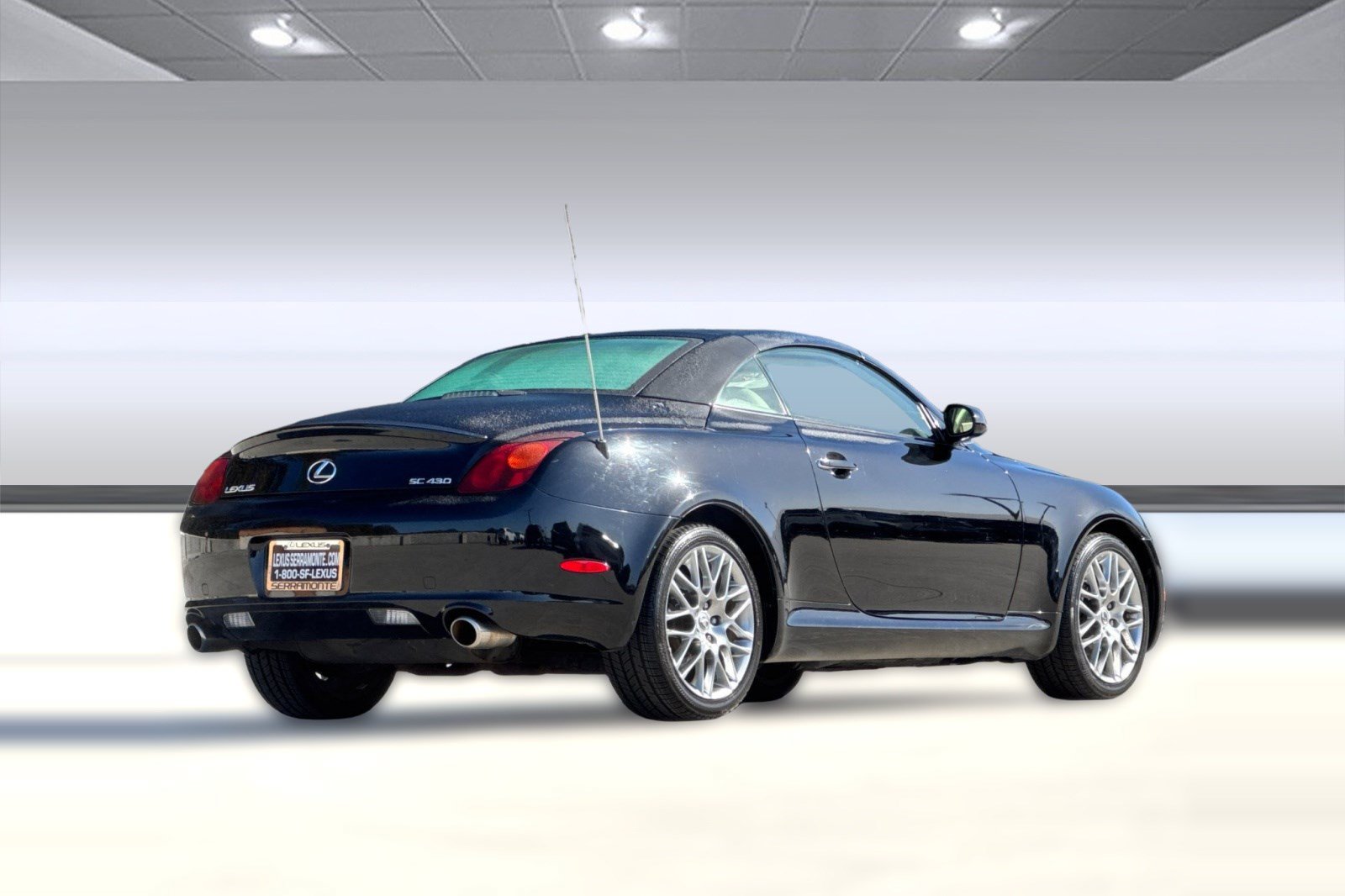 Used 2003 Lexus SC 430 Convertible RWD image 8