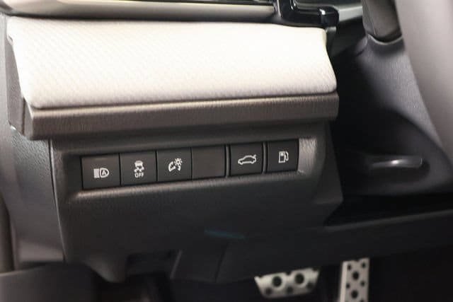 New 2026 Toyota Camry SE AWD/4WD image 15