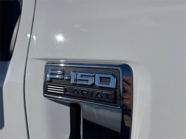 Used 2022 Ford F150 Lariat w/ FX4 Off-Road Package image 3