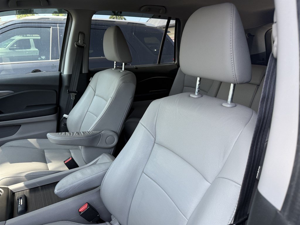 Used 2022 Honda Pilot Special Edition image 12
