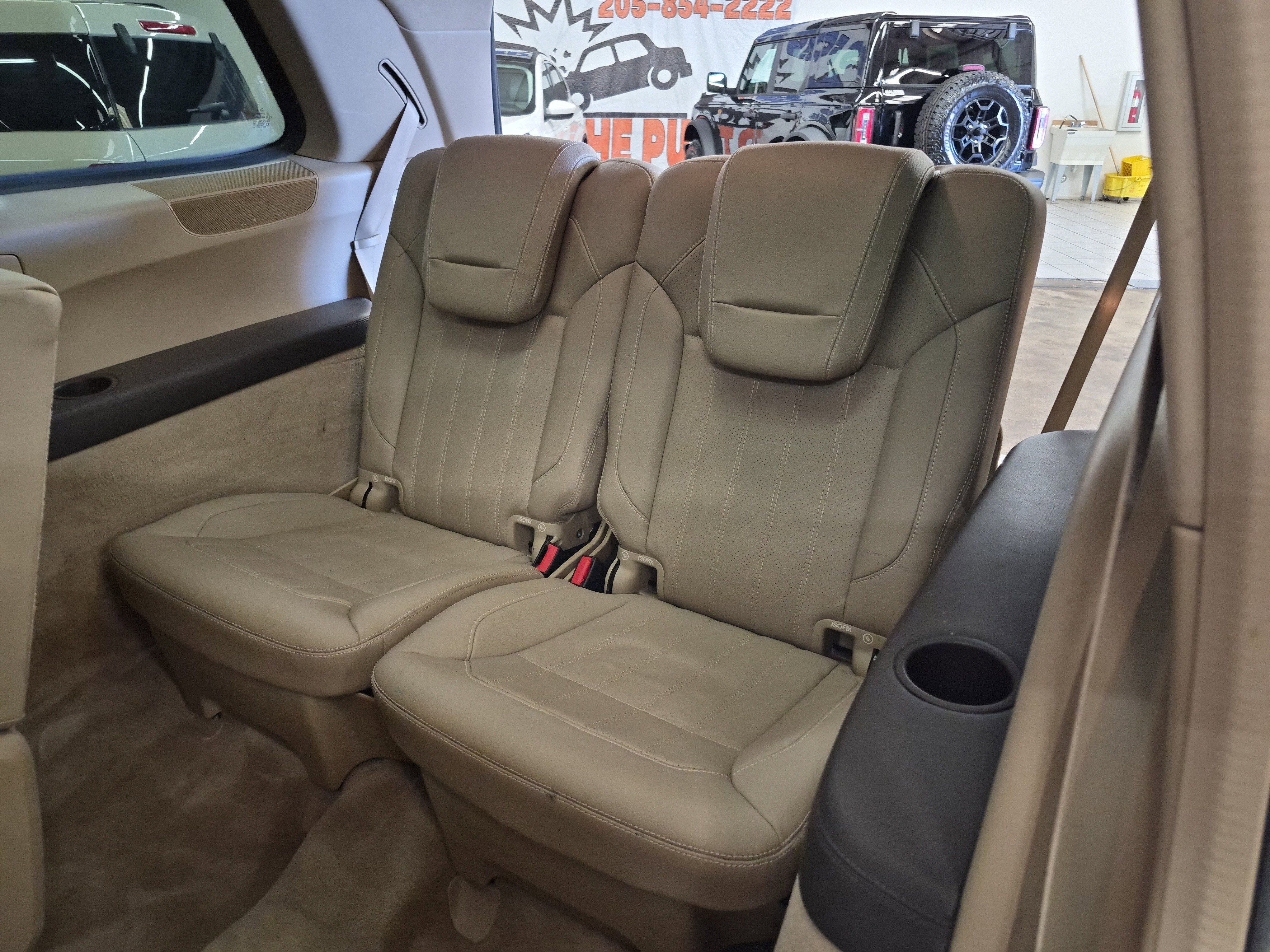Used 2014 Mercedes-Benz GL 450 4MATIC image 16