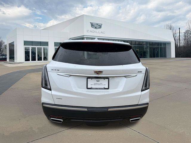 New 2026 Cadillac XT5 Sportv w/ LPO, Floor Liner Package image 4