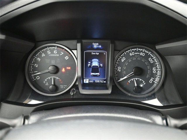 Used 2017 Toyota Tacoma TRD Sport w/ Tow Package (A/T) image 29