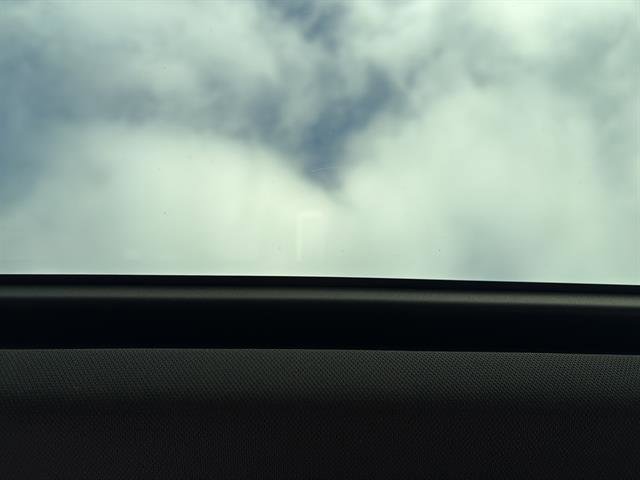 Certified 2025 Volkswagen Atlas Cross Sport SEL Premium R-Line image 29