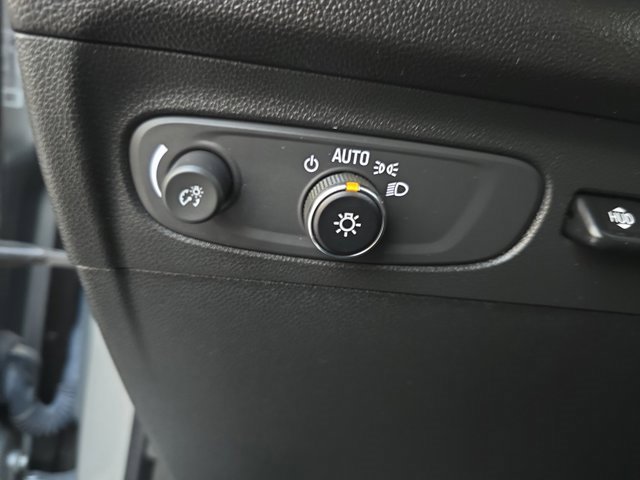 Used 2023 Buick Envision Avenir image 27