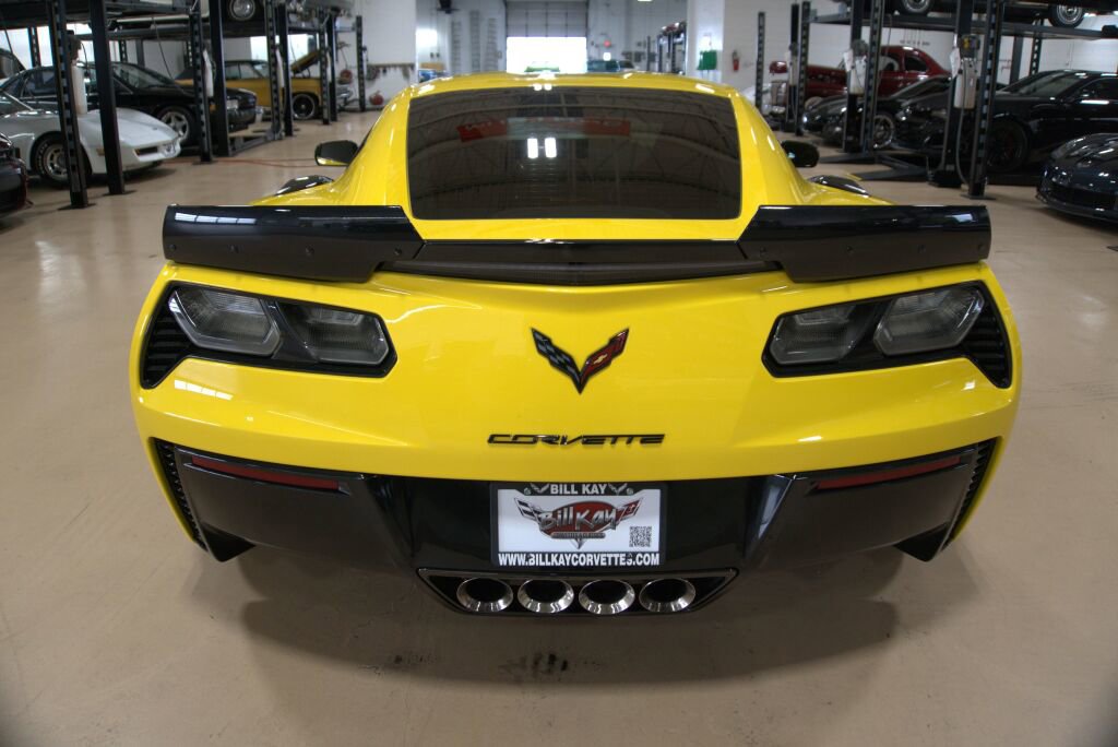 Used 2016 Chevrolet Corvette Z06 w/ 3LZ Preferred Equipment Group image 4