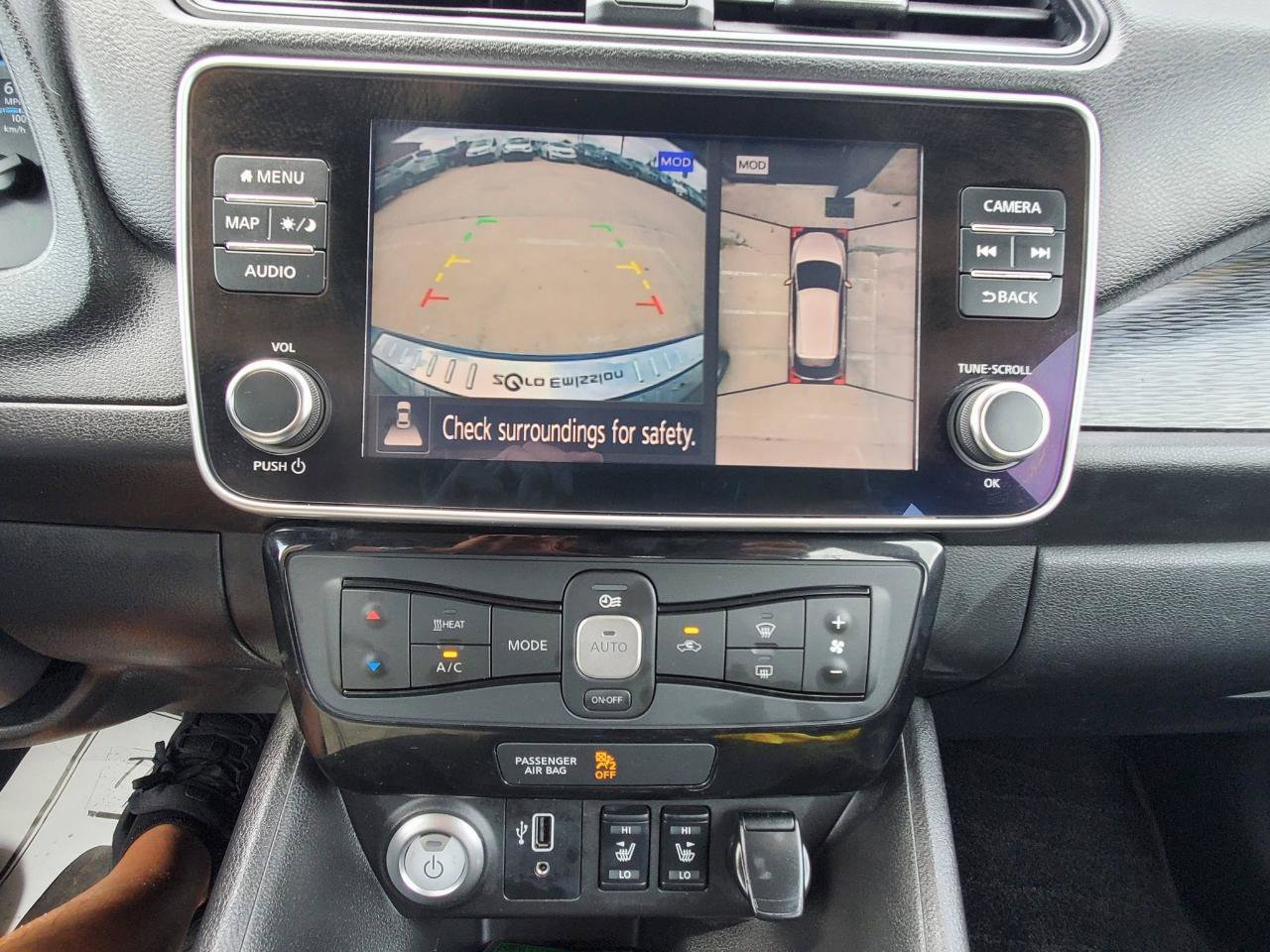Used 2019 Nissan Leaf SL Plus w/ Protection Package FWD image 12